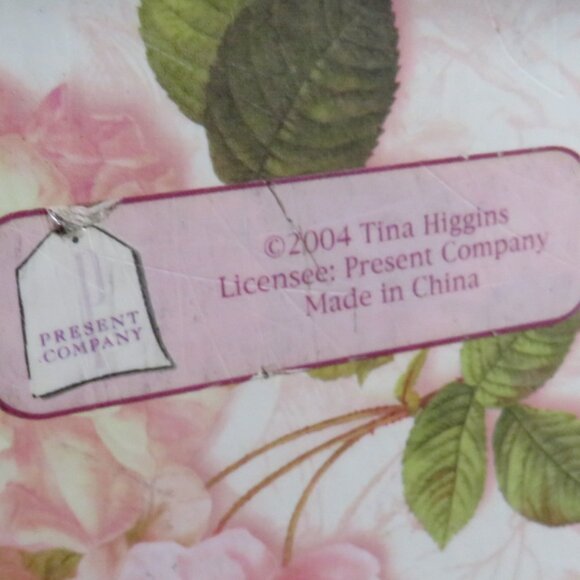 Vintage Victorian Glam Decor - Hat Boxes - Glamour Shoes & Pink Roses (Set of 2) - Picture 9 of 16